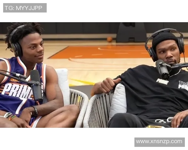 杜兰特与足球明星的精彩相遇引发体育界热议 杜兰特与足球明星的精彩相遇引发体育界热议