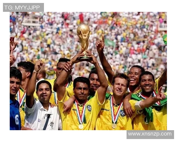 足球明星与足球名将的传奇故事与成就解析