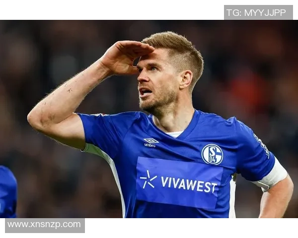 足球星光璀璨画卷展现全球足球明星的风采与荣耀 足球星光璀璨画卷展现全球足球明星的风采与荣耀